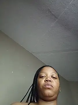 slimcate91 online show from June 10, 2026, 11:17 pm