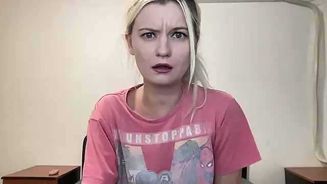 Onika Love online show from September 28, 2025, 10:50 pm