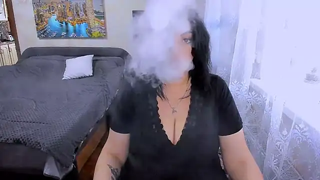Snapshot of Lady_Boom_Wild_ chatting on April 29, 2026, 7:23 am Lady Boom Wild online show from April 29, 2026, 7:23 am