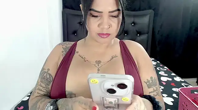 Snapshot of reichellbusty chatting on February 16, 2025, 8:44 pm reichellbusty online show from February 16, 2025, 8:44 pm