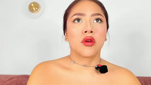 Snapshot of nicolle_pierce chatting on February 13, 2026, 2:28 pm nicolle pierce online show from February 13, 2026, 2:28 pm