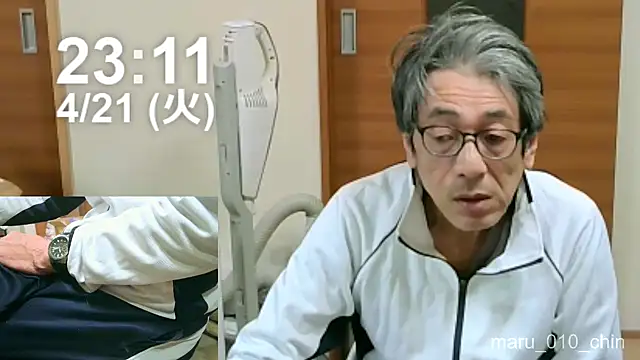 Snapshot of mama010-chan chatting on April 21, 2026, 2:12 pm mama010-chan online show from April 21, 2026, 2:12 pm