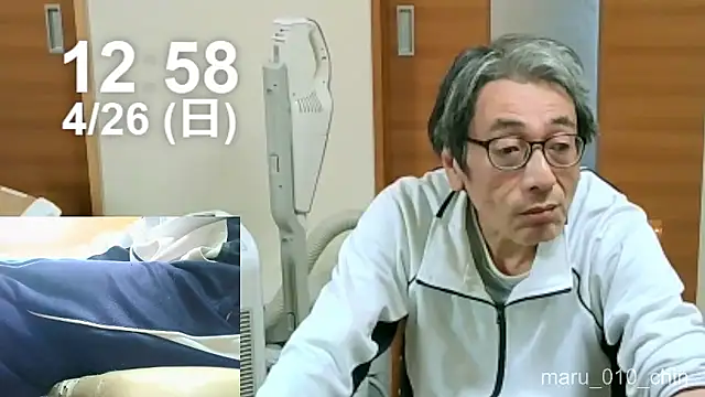 Snapshot of mama010-chan chatting on April 26, 2026, 3:59 am mama010-chan online show from April 26, 2026, 3:59 am