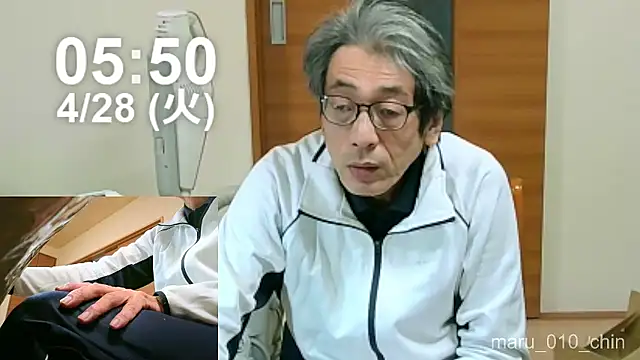 Snapshot of mama010-chan chatting on April 27, 2026, 8:51 pm mama010-chan online show from April 27, 2026, 8:51 pm