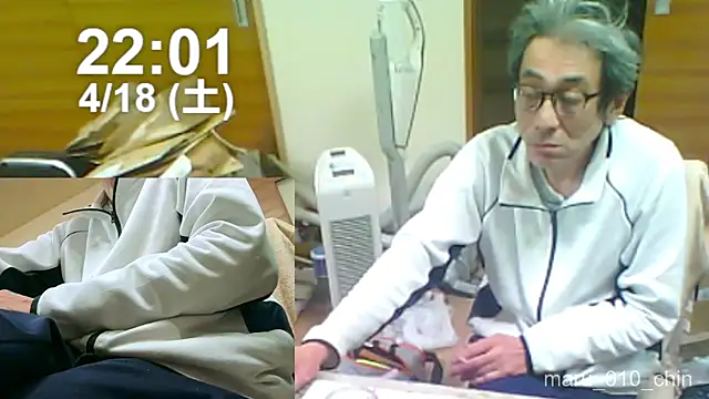 Snapshot of mama010-chan chatting on April 18, 2026, 1:02 pm mama010-chan online show from April 18, 2026, 1:02 pm