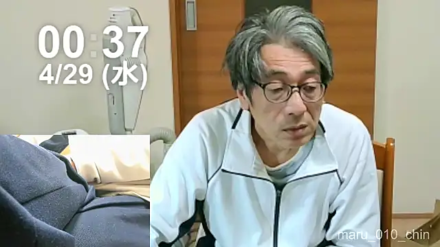 Snapshot of mama010-chan chatting on April 28, 2026, 3:38 pm mama010-chan online show from April 28, 2026, 3:38 pm