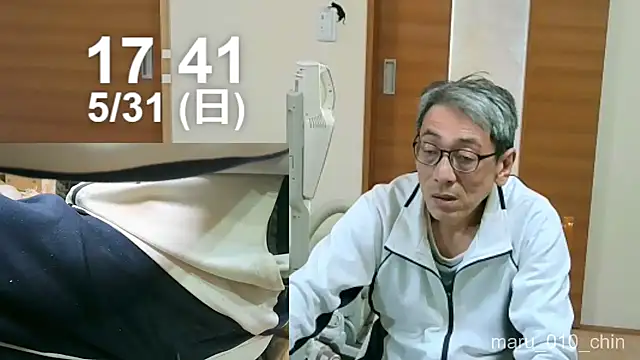 Snapshot of mama010-chan chatting on May 31, 2026, 8:42 am mama010-chan online show from May 31, 2026, 8:42 am