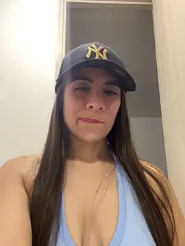 Snapshot of MariaIsabella8 chatting on November 18, 2025, 10:34 pm MariaIsabella8 online show from November 18, 2025, 10:34 pm