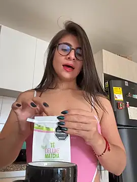 Snapshot of MariaIsabella8 chatting on March 9, 2025, 6:00 pm MariaIsabella8 online show from March 9, 2025, 6:00 pm