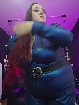 Snapshot of Gelena_Black chatting on December 4, 2025, 7:02 pm Gelena Black online show from December 4, 2025, 7:02 pm