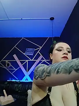 Snapshot of Gelena_Black chatting on October 30, 2025, 1:20 pm Gelena Black online show from October 30, 2025, 1:20 pm