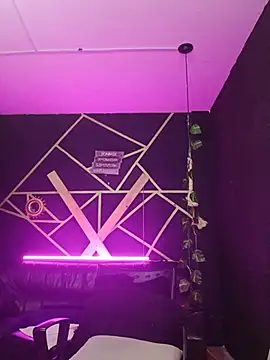 Snapshot of Gelena_Black chatting on November 22, 2025, 12:15 pm Gelena Black online show from November 22, 2025, 12:15 pm