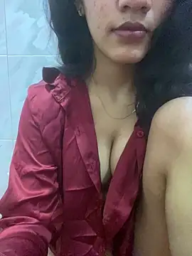 Snapshot of Divyaa69 chatting on January 27, 2025, 3:50 pm Divyaa69 online show from January 27, 2025, 3:50 pm