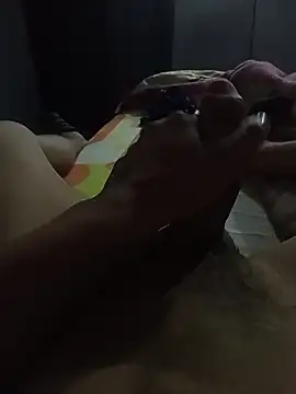 TeAyudoAVenirte3000 online show from November 27, 2025, 4:46 am