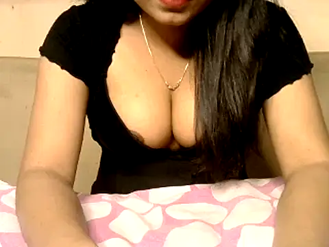Snapshot of Sanjana_Gupta chatting on April 15, 2026, 7:25 am Sanjana Gupta online show from April 15, 2026, 7:25 am