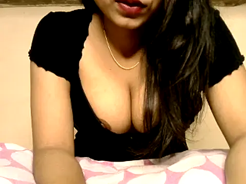Snapshot of Sanjana_Gupta chatting on May 17, 2026, 7:41 am Sanjana Gupta online show from May 17, 2026, 7:41 am