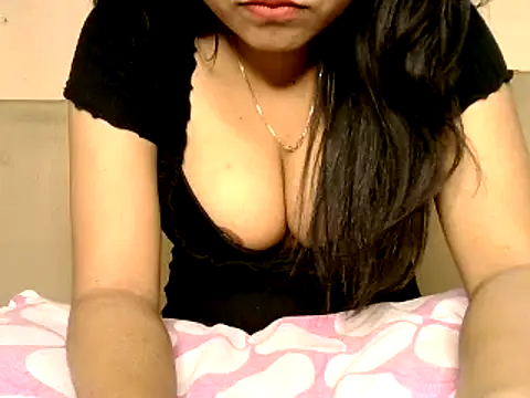 Snapshot of Sanjana_Gupta chatting on April 8, 2026, 6:59 am Sanjana Gupta online show from April 8, 2026, 6:59 am