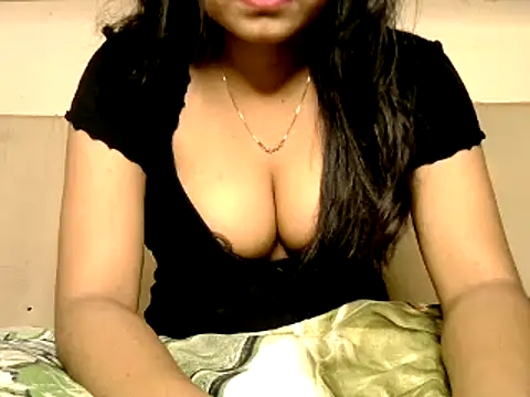 Snapshot of Sanjana_Gupta chatting on April 19, 2026, 8:26 am Sanjana Gupta online show from April 19, 2026, 8:26 am