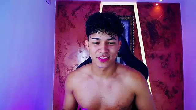 Snapshot of jamescurli_ chatting on February 27, 2025, 10:01 am jamescurli  online show from February 27, 2025, 10:01 am