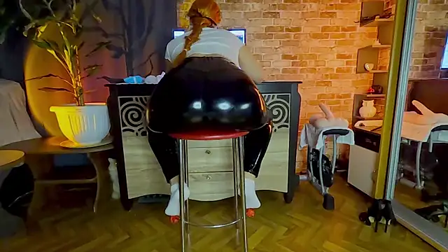 JosephinaBlack online show from February 21, 2026, 3:08 am