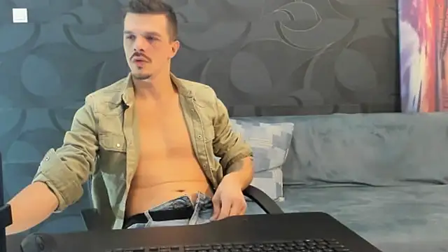 DonyBrown online show from March 20, 2025, 3:56 am