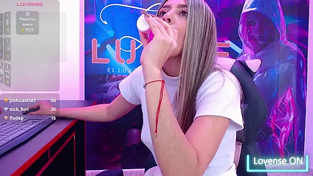 Snapshot of miacarperr1 chatting on February 11, 2025, 12:49 am miacarperr1 online show from February 11, 2025, 12:49 am