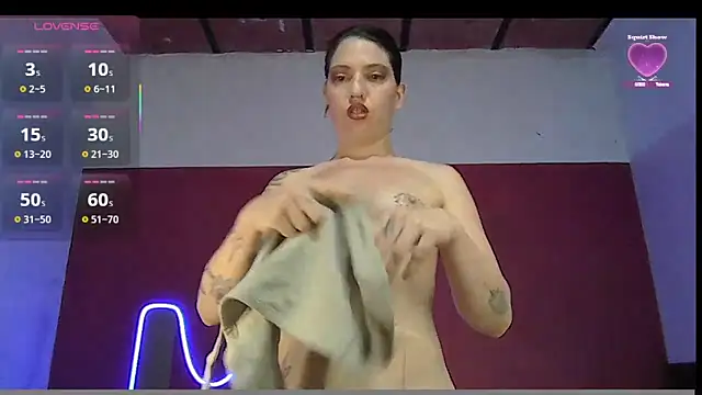 sweetbabyass online show from March 10, 2026, 8:02 pm