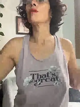 MireyaTorresGu online show from March 6, 2026, 2:23 pm