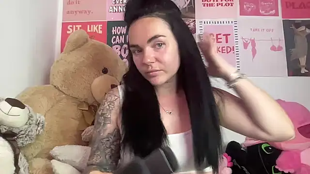 Snapshot of yorkshiregal chatting on June 1, 2026, 6:57 am yorkshiregal online show from June 1, 2026, 6:57 am