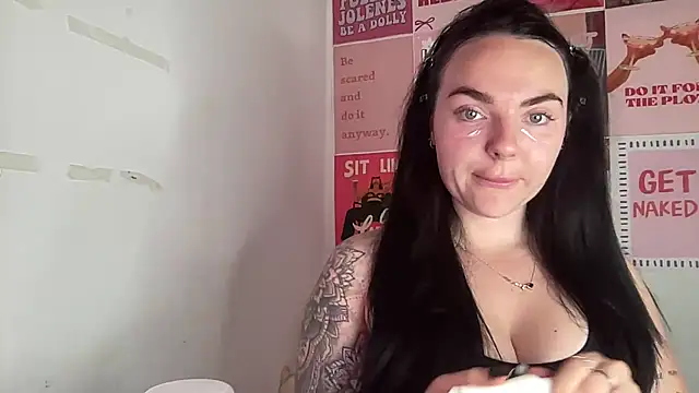 Snapshot of yorkshiregal chatting on March 17, 2026, 9:23 am yorkshiregal online show from March 17, 2026, 9:23 am