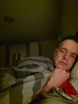 Snapshot of Hectorthyssen1 chatting on January 11, 2026, 10:27 pm Hectorthyssen1 online show from January 11, 2026, 10:27 pm