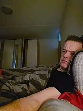 Snapshot of Hectorthyssen1 chatting on January 18, 2026, 9:13 am Hectorthyssen1 online show from January 18, 2026, 9:13 am