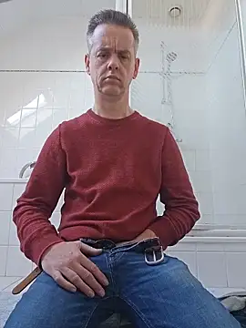 Snapshot of Hectorthyssen1 chatting on March 5, 2026, 1:08 pm Hectorthyssen1 online show from March 5, 2026, 1:08 pm