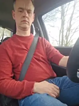 Snapshot of Hectorthyssen1 chatting on April 10, 2026, 2:02 pm Hectorthyssen1 online show from April 10, 2026, 2:02 pm