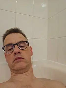 Snapshot of Hectorthyssen1 chatting on January 7, 2026, 8:25 pm Hectorthyssen1 online show from January 7, 2026, 8:25 pm