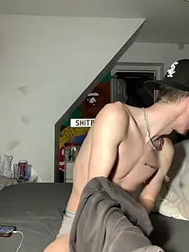 Snapshot of MikesWood21 chatting on January 13, 2025, 4:07 am MikesWood21 online show from January 13, 2025, 4:07 am