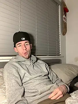 Snapshot of MikesWood21 chatting on January 31, 2025, 12:28 am MikesWood21 online show from January 31, 2025, 12:28 am