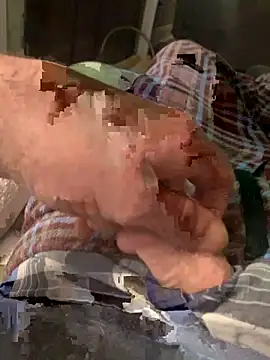 Snapshot of willcumforu chatting on February 17, 2025, 4:09 am willcumforu online show from February 17, 2025, 4:09 am