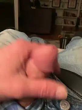 Snapshot of willcumforu chatting on March 22, 2025, 4:03 am willcumforu online show from March 22, 2025, 4:03 am