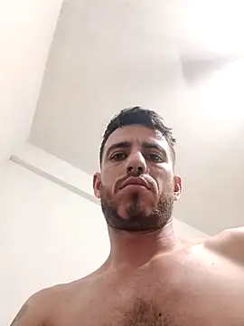 jhonyhot9292 online show from October 28, 2025, 2:49 pm