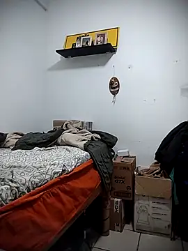 Snapshot of jhonyhot9292 chatting on February 7, 2026, 6:32 am jhonyhot9292 online show from February 7, 2026, 6:32 am