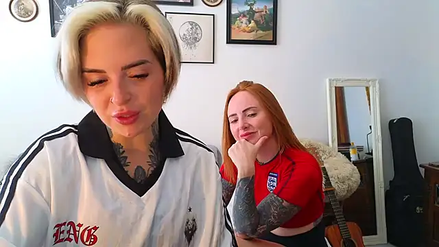 Snapshot of Alexandersonxo chatting on June 17, 2026, 3:00 pm Alexandersonxo online show from June 17, 2026, 3:00 pm