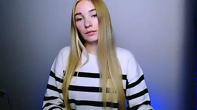 Queen ofLove online show from October 30, 2025, 10:06 pm