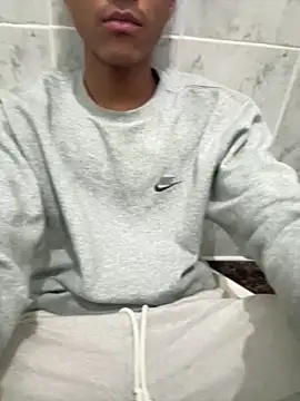 Ryan-hot online show from December 13, 2025, 10:16 pm