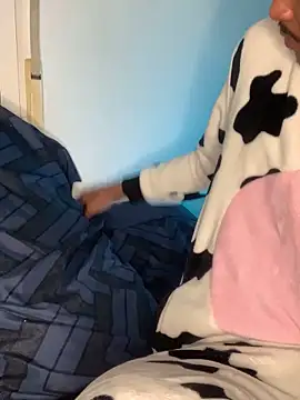 Ryan-hot online show from January 25, 2025, 12:17 am