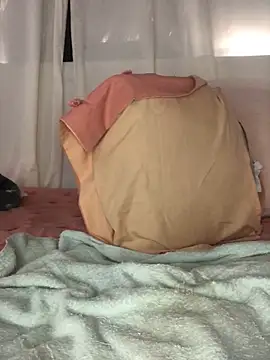 Snapshot of paulette_karim1 chatting on February 2, 2025, 6:42 pm paulette karim1 online show from February 2, 2025, 6:42 pm