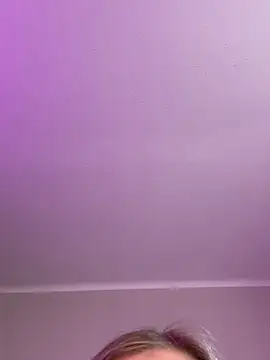 lunawolf21 online show from January 20, 2025, 7:58 am