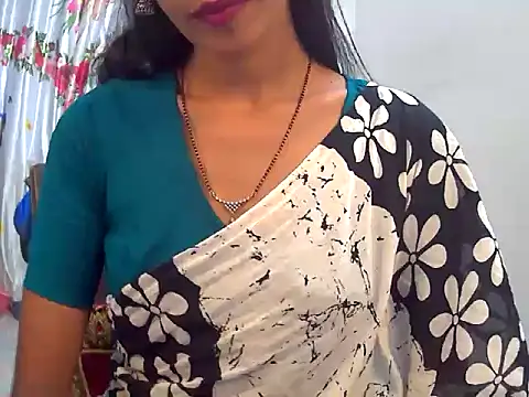 Snapshot of sexy_janu25 chatting on June 11, 2026, 5:59 am sexy janu25 online show from June 11, 2026, 5:59 am