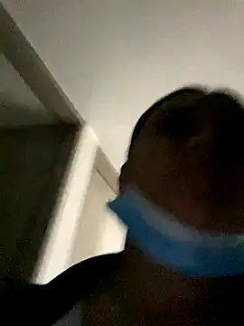 Keittly  online show from October 11, 2025, 1:50 am