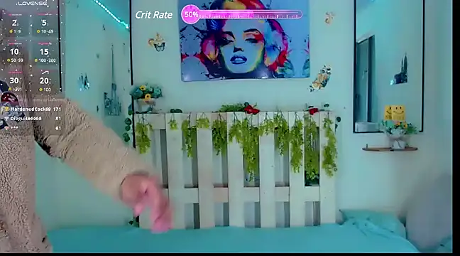 Snapshot of Sharon_et_Khloe12 chatting on December 6, 2024, 3:24 am Sharon et Khloe12 online show from December 6, 2024, 3:24 am